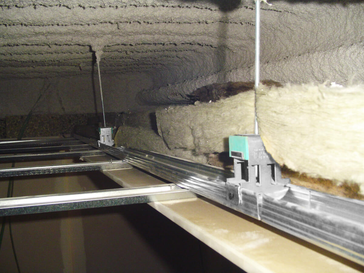 Akustik-Super-T60--Sylomerhenger_1